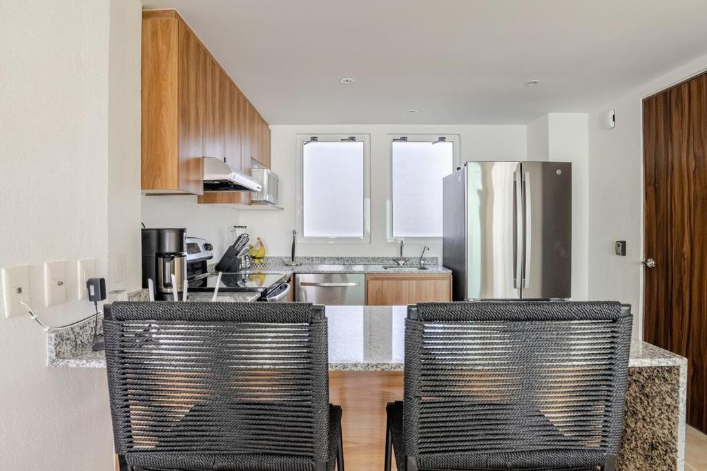 Una cocina o zona de cocina en 3BR Apt in Acapulco with Pool and Private Club