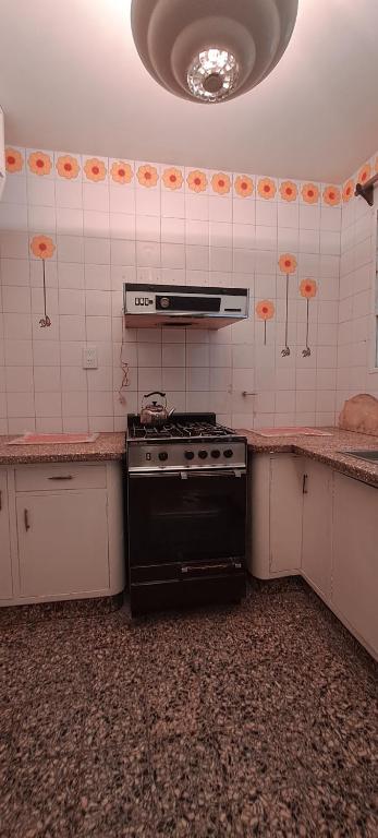 Kuchyň nebo kuchyňský kout v ubytování Piso García