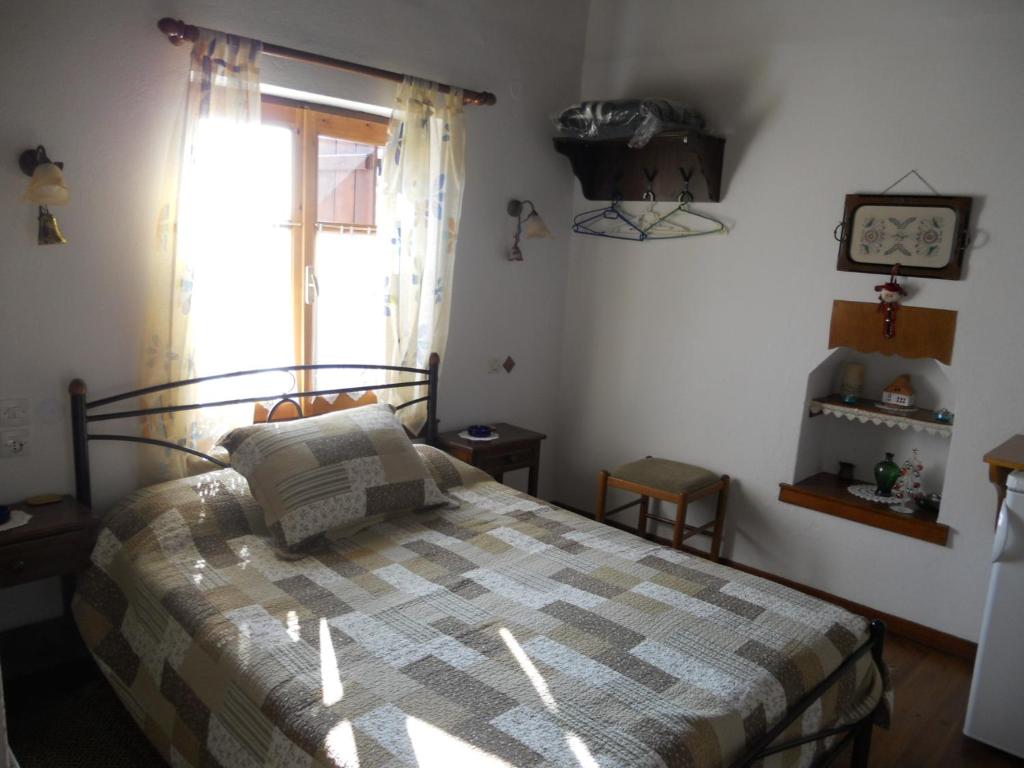 Sarafis Guesthouse, Agios Lavrentios – Updated 2021 Prices