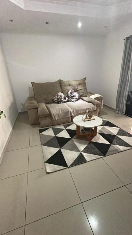 Un lugar para sentarse en Modern 3-Bedroom Family Retreat