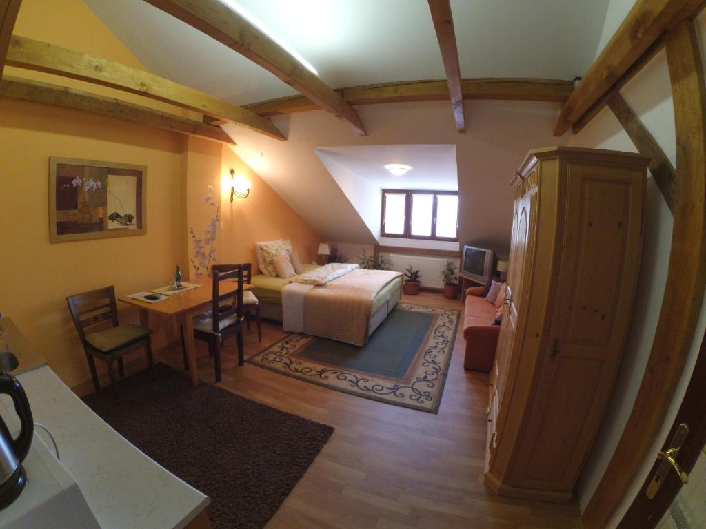 Postel nebo postele na pokoji v ubytování Hotel Atrium