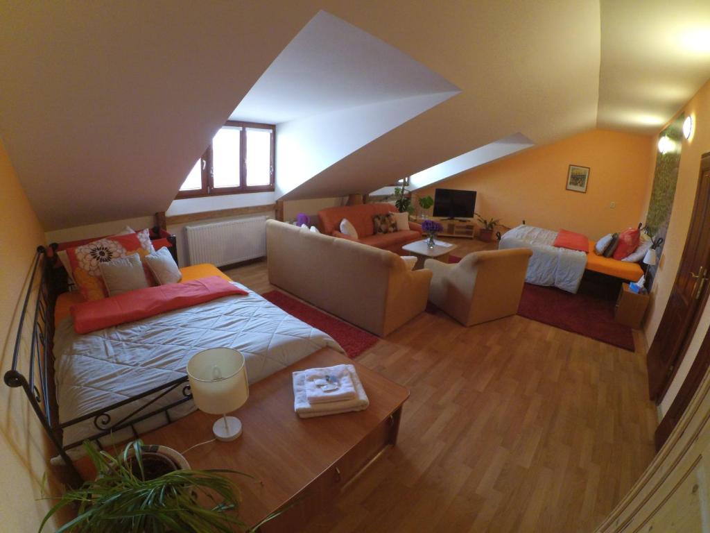 Postel nebo postele na pokoji v ubytování Hotel Atrium