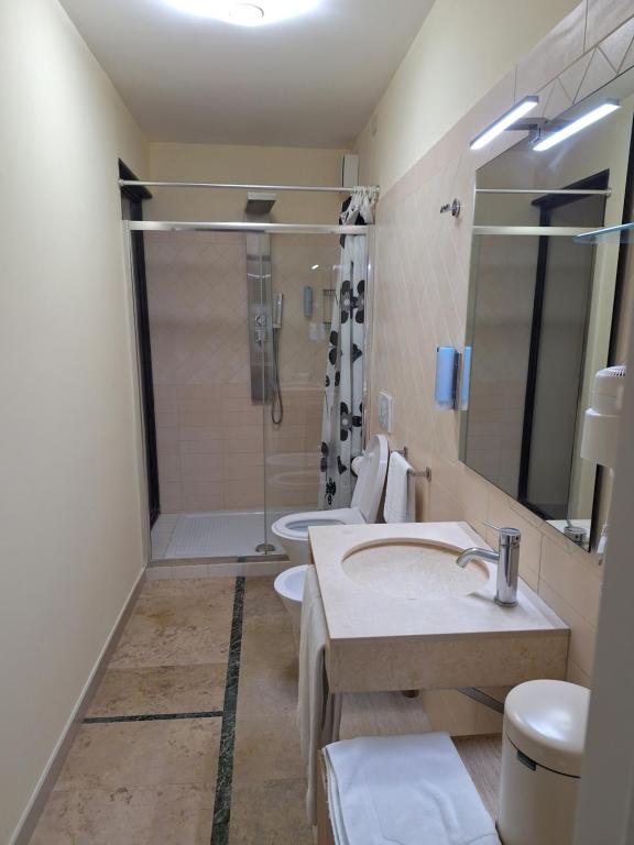 Dimora Charleston Lecce parcheggio privato in loco gratis - 17