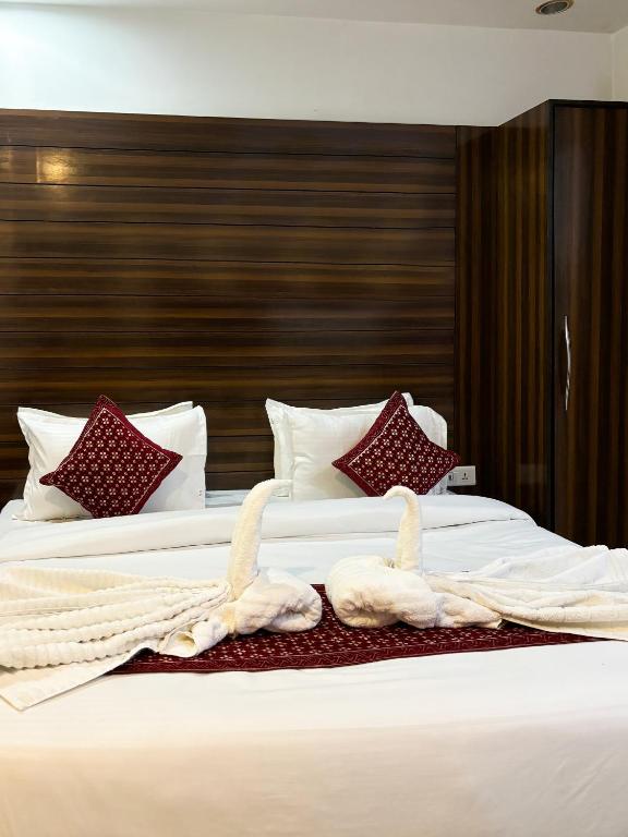 Postel nebo postele na pokoji v ubytování Airport Hotel Devrana