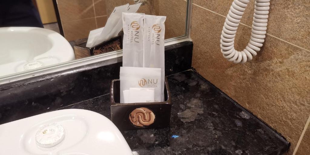 Koupelna v ubytování NU Hotel