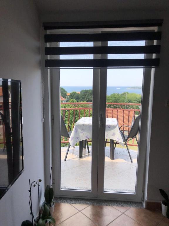 Balkón nebo terasa v ubytování Apartman SARA