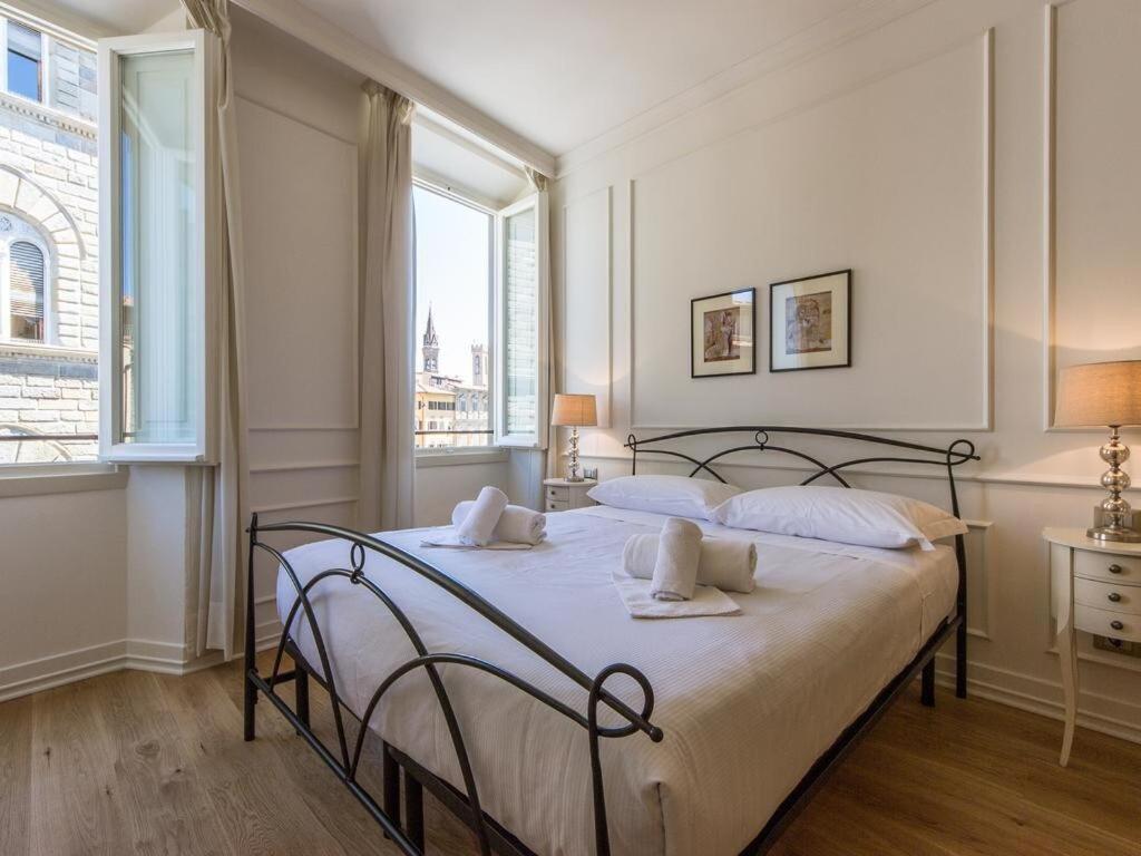 SIGNORIA VIEW- Scenic Overlooking Loft