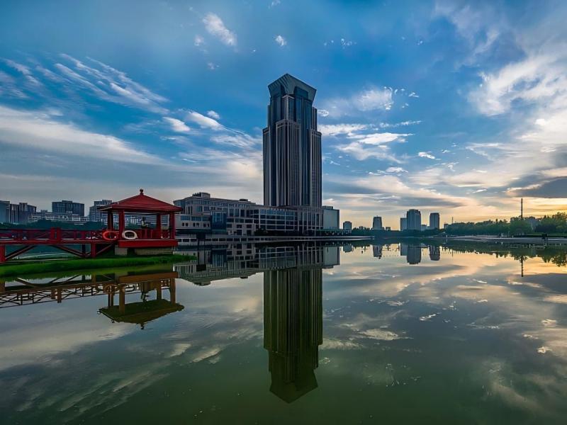 Permandangan sungai dekat dengan hotel