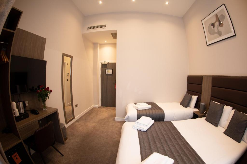 Reem Hotel - Triple Room