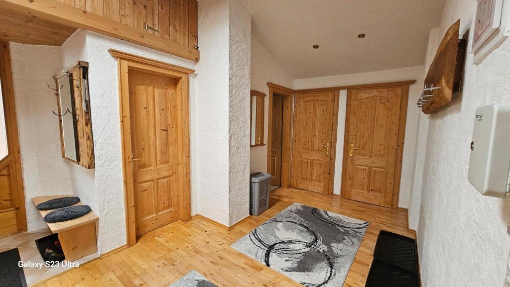Fotografie z fotogalerie ubytování Ferienwohnung Schranz v destinaci Flirsch