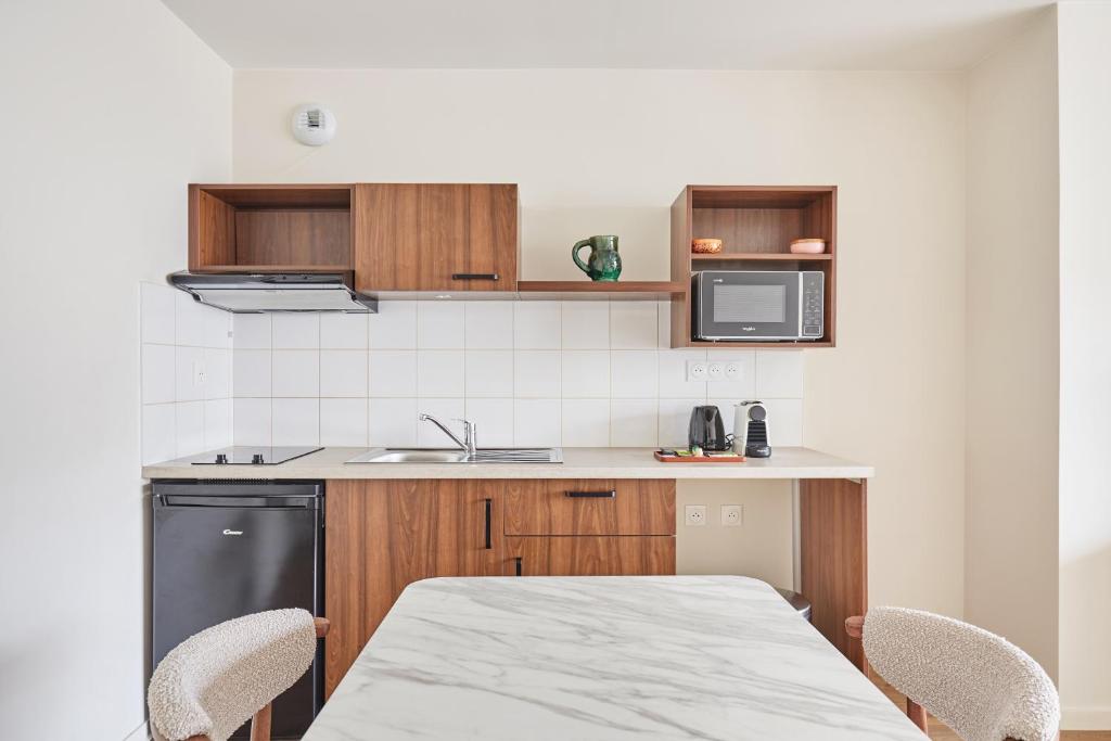 Appart'hôtel - Paris Levallois Maurice Ravel - One-Bedroom Apartment