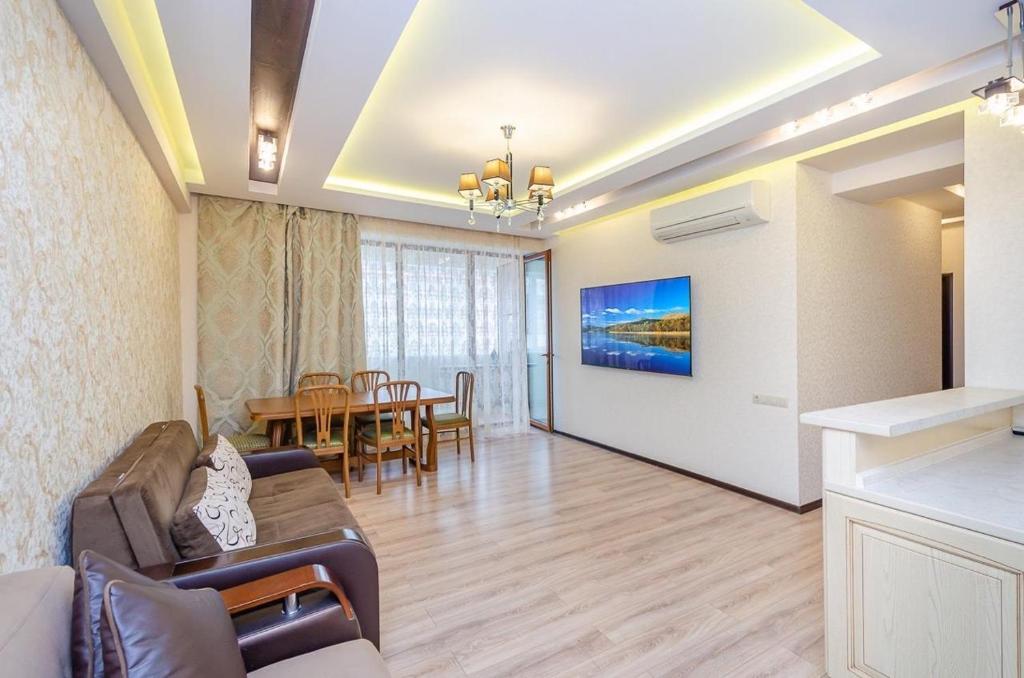 فضای داخلی S19 new building in the center with real photos در ایروان - تصویر ۳