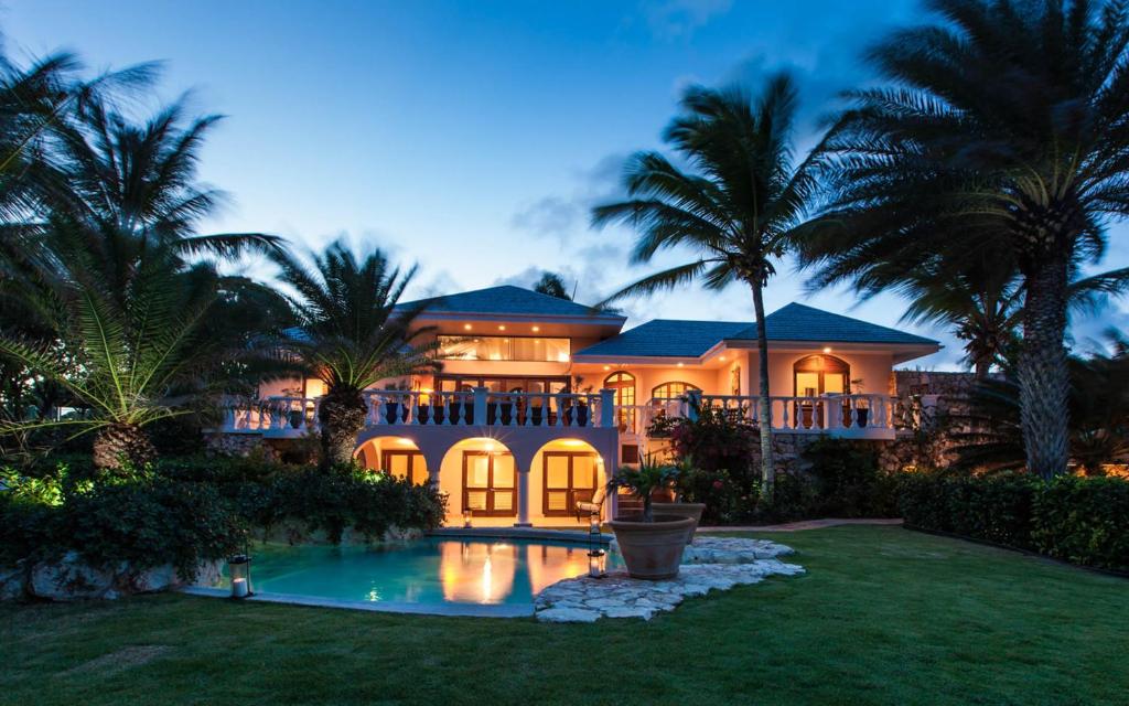 Luxury Villa
