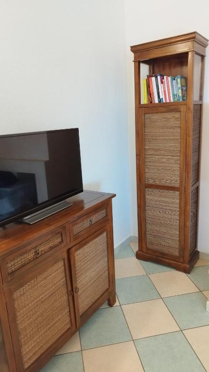 Knižnica v apartmáne
