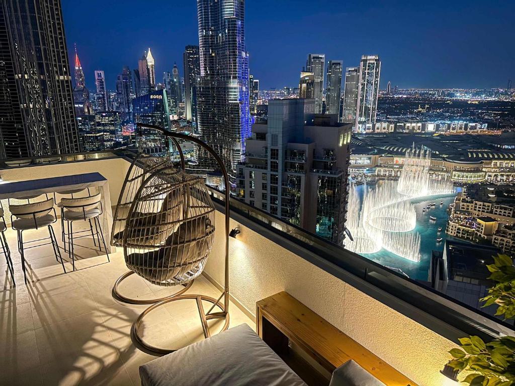 Μπαλκόνι ή βεράντα στο Unique Burj Khalifa View 3BR Condo On Top Floor