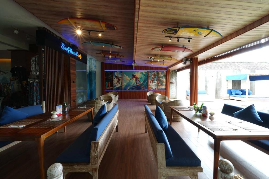 Posezení v ubytování Bliss Surfer Hotel Legian