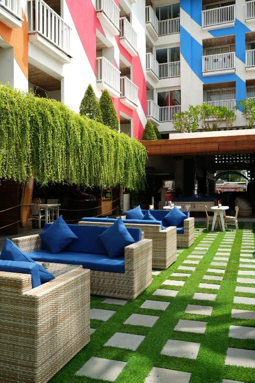 Posezení v ubytování Bliss Surfer Hotel Legian