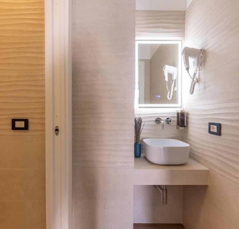 Armony Luxury Suites - 7