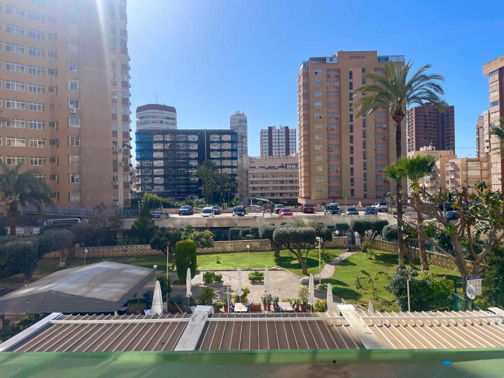 Widok na miasto Benidorm z tego apartamentu
