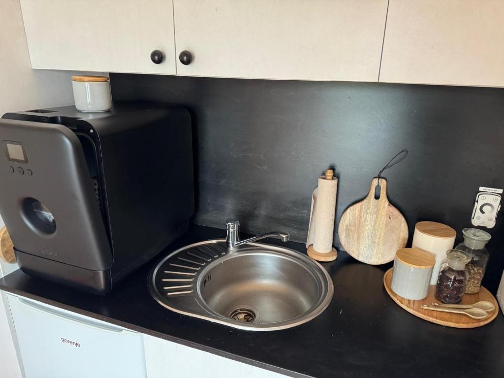 Eldhús eða eldhúskrókur á Yurt in Be Bernartice