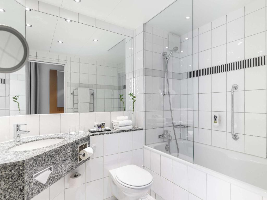 Koupelna v ubytování Mercure Hotel Bochum City