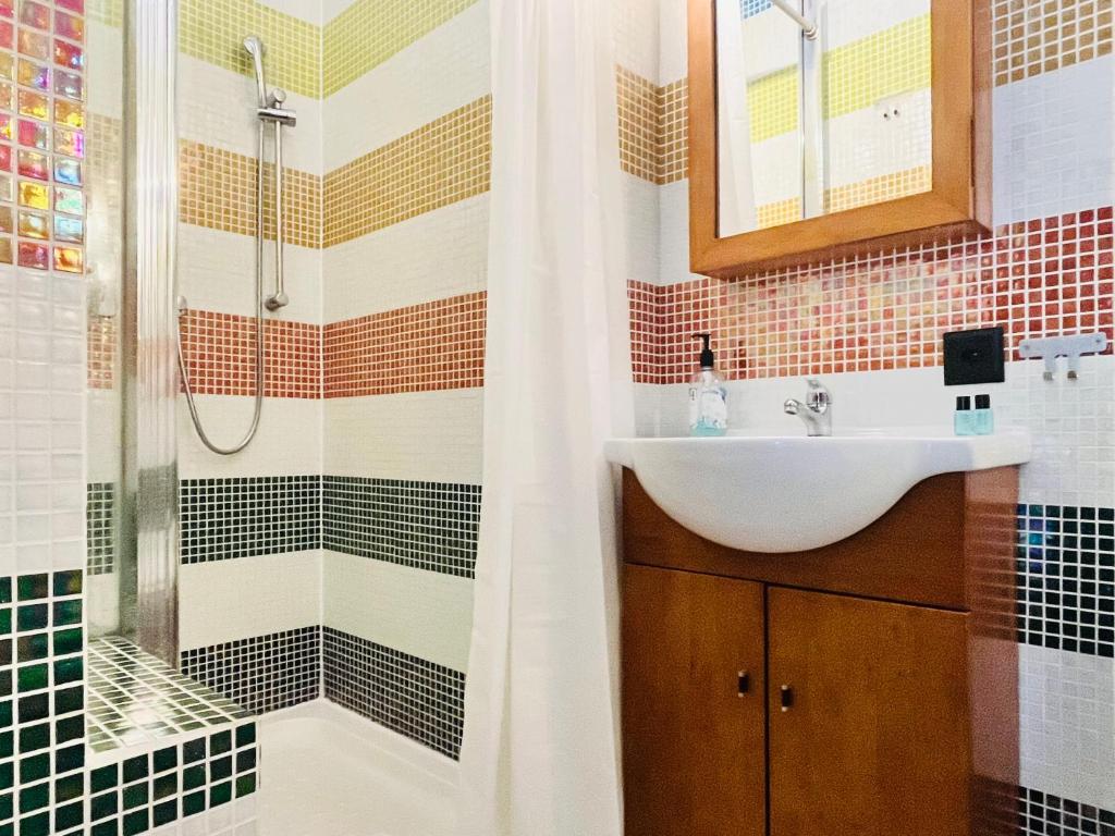 GuestHouse University by LR - self check in - Resim 21