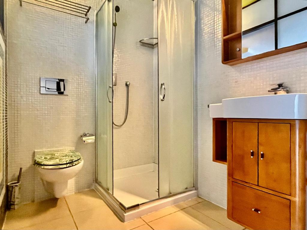 GuestHouse University by LR - self check in - Resim 8