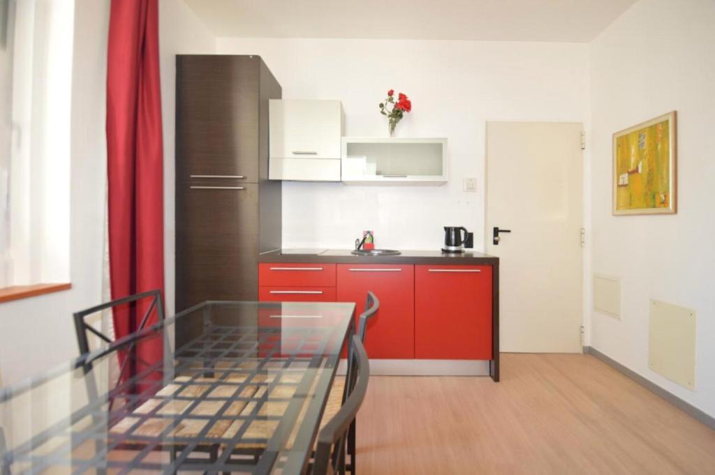 GuestHouse University by LR - self check in - Resim 38