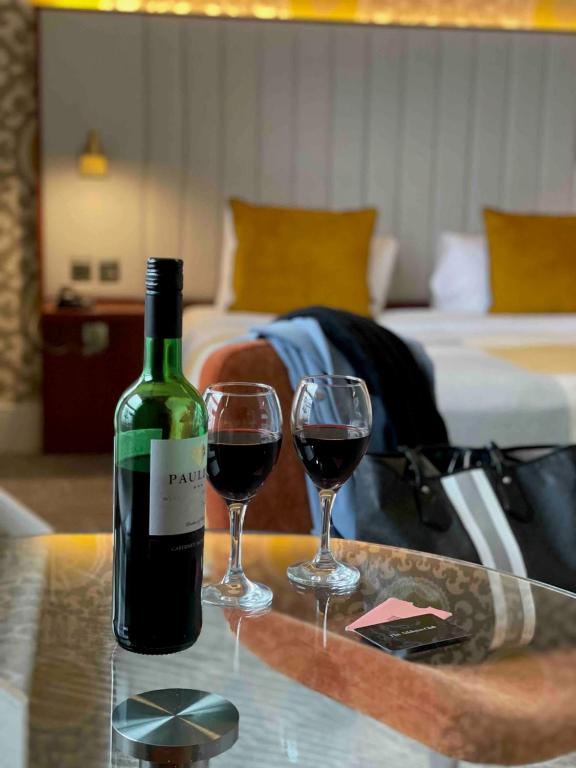 The Address Cork - Resim 18