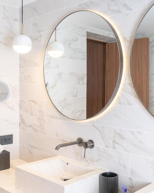 Cardo Roma, Autograph Collection - Resim 10