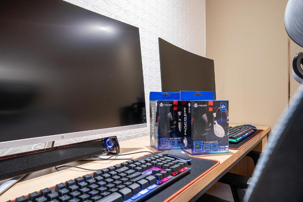 TV a/nebo společenská místnost v ubytování Story 9 Hotel