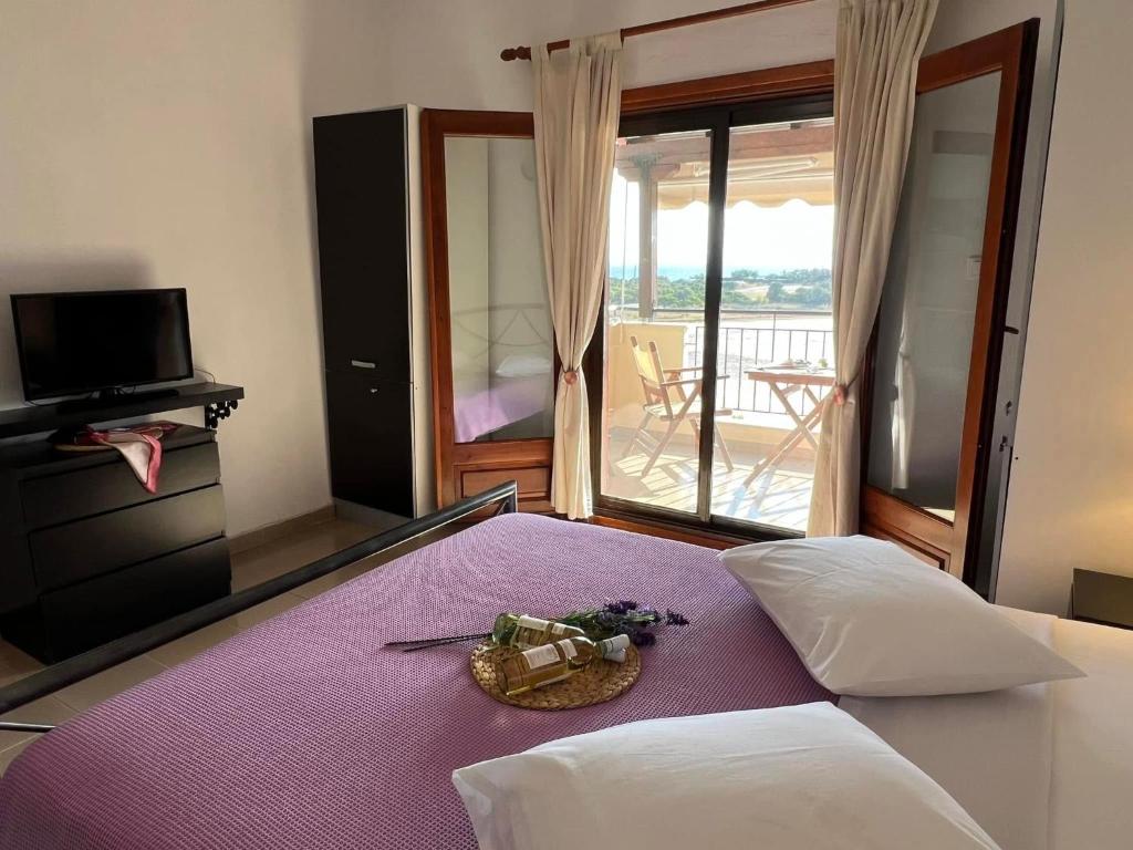 Liani Ammos - 