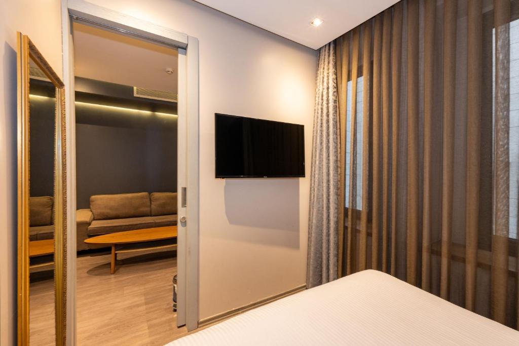 Pera Tulip Hotel - Junior Suite