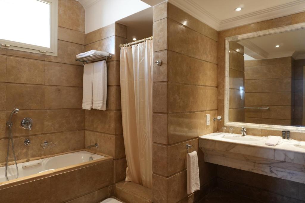Ванная комната в Sheraton Soma Bay Resort