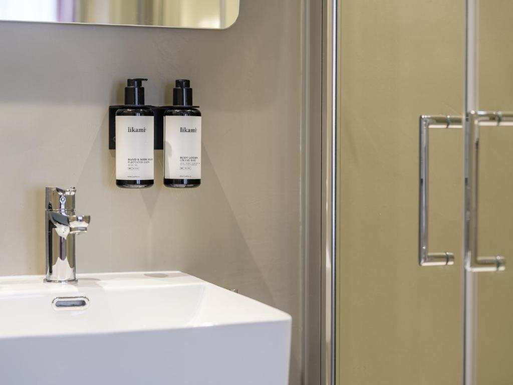 Koupelna v ubytování Lits de Lo - Boutique Rooms