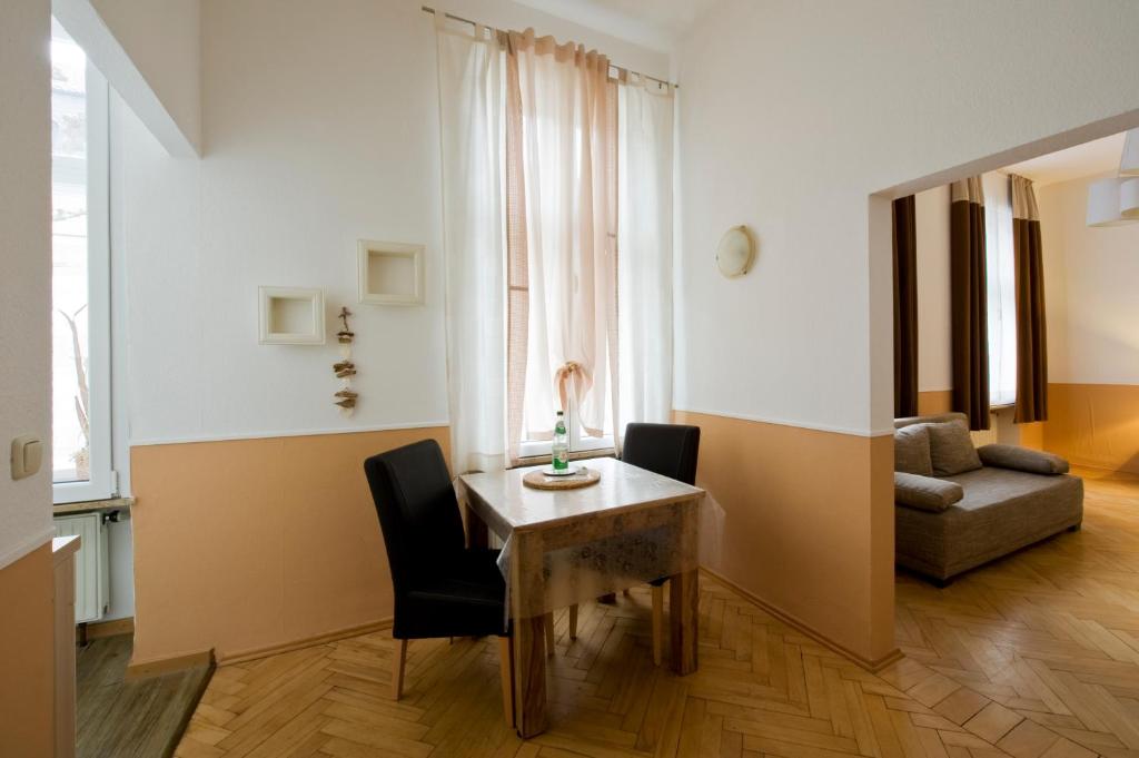 Posezení v ubytování Monello Apartments - Charmanter Altbau