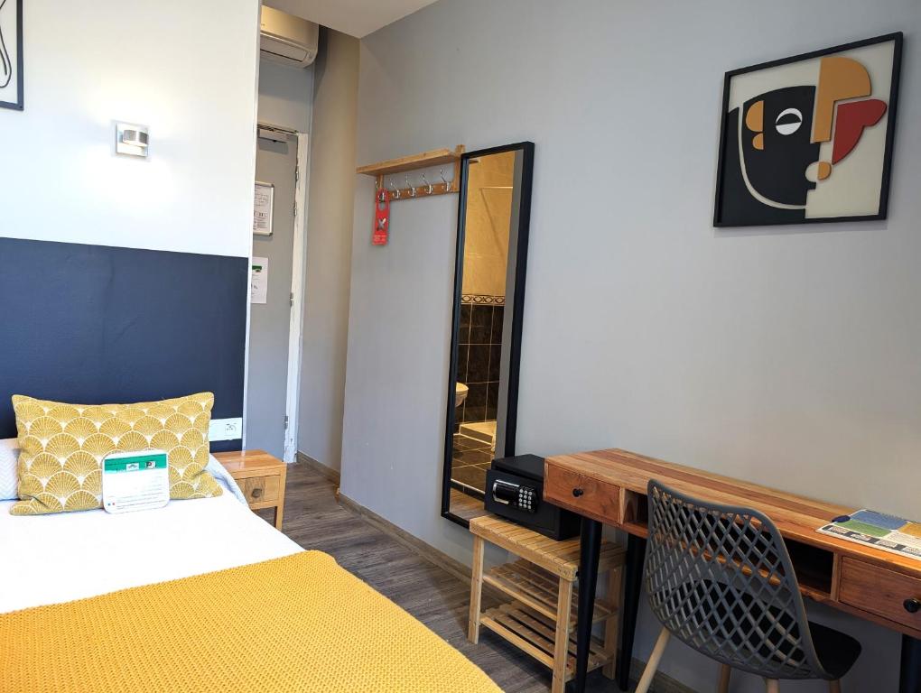 H33 Hôtel - Resim 45