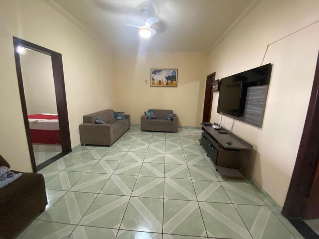 Et tv og/eller underholdning på Sítio - Contagem