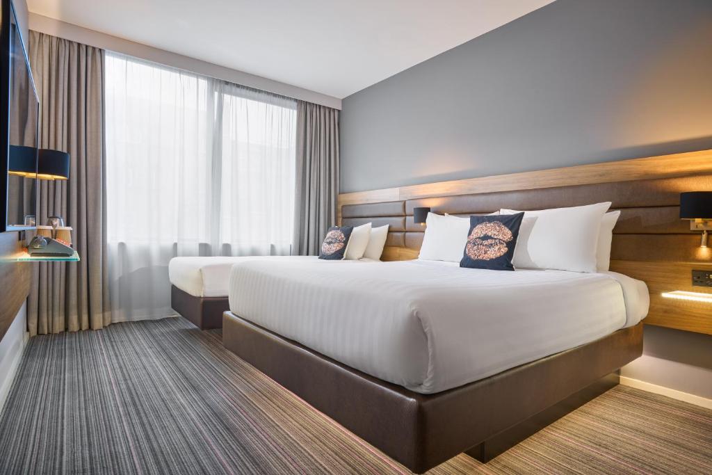 
Moxy Sleeper Queen&amp;Single, Guest room, 1 Queen
