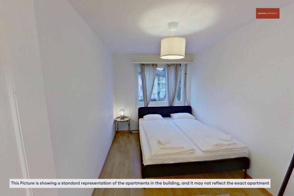 Charming Apartment 15 Mins from City Life - Resim 23