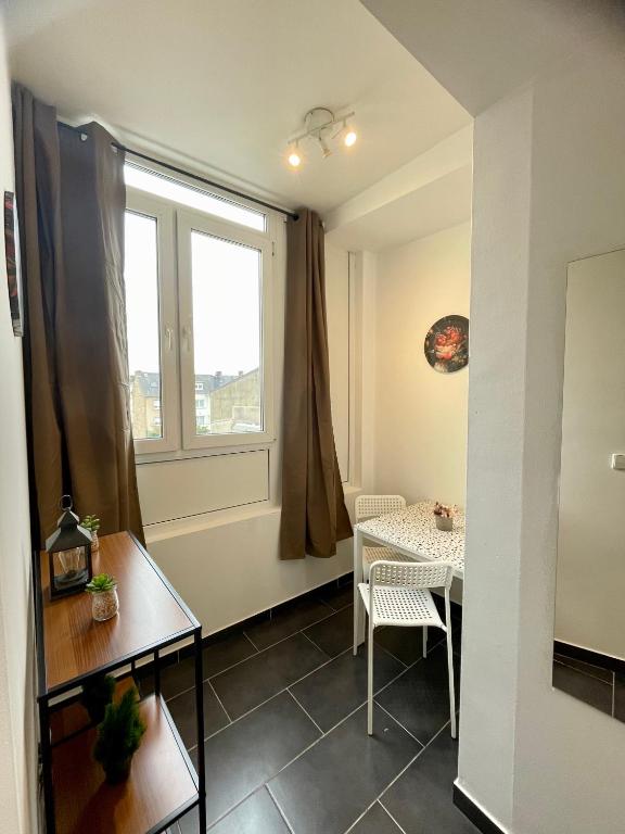 Luxembourg Tram Station Rooms - Resim 4