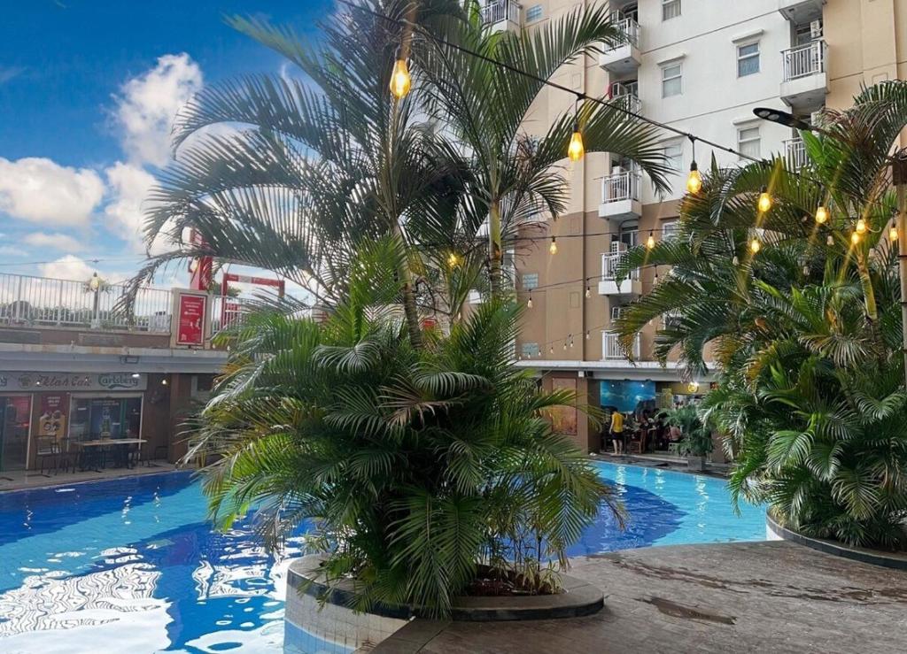 Gallery image of Cheapest 2BR Pluit Sea View Apt with Pool by 2ndHome in Jakarta