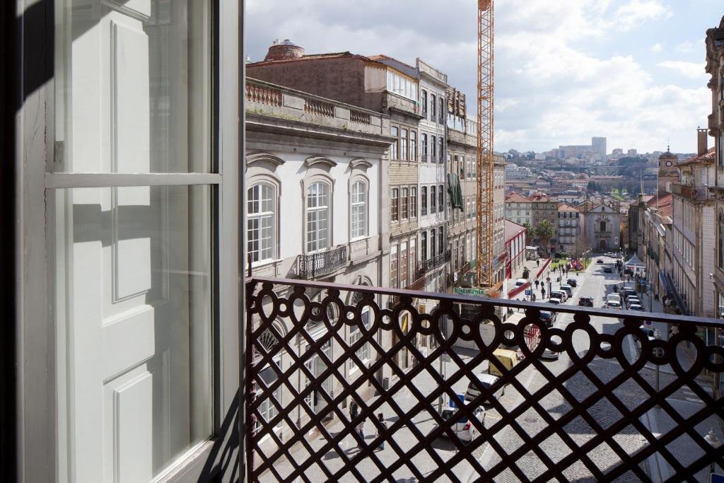 Nespecifikovaný výhled na destinaci Porto nebo výhled na město při pohledu z penzionu