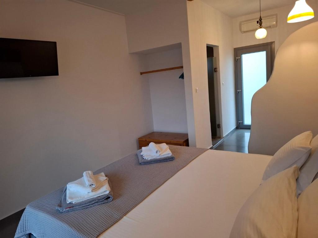 TV a/nebo společenská místnost v ubytování Agorastos Luxury Living