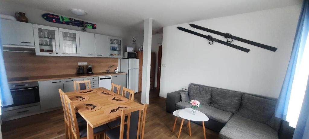Kuchyň nebo kuchyňský kout v ubytování U Monoskiera