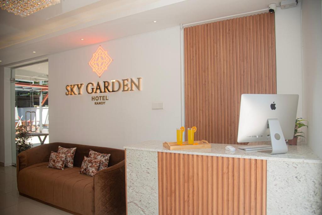 Posezení v ubytování Sky Garden Hotel - KANDY