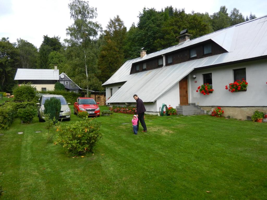 Zahrada ubytování Guest House U Lakomce