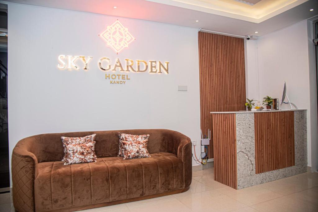 Posezení v ubytování Sky Garden Hotel - KANDY