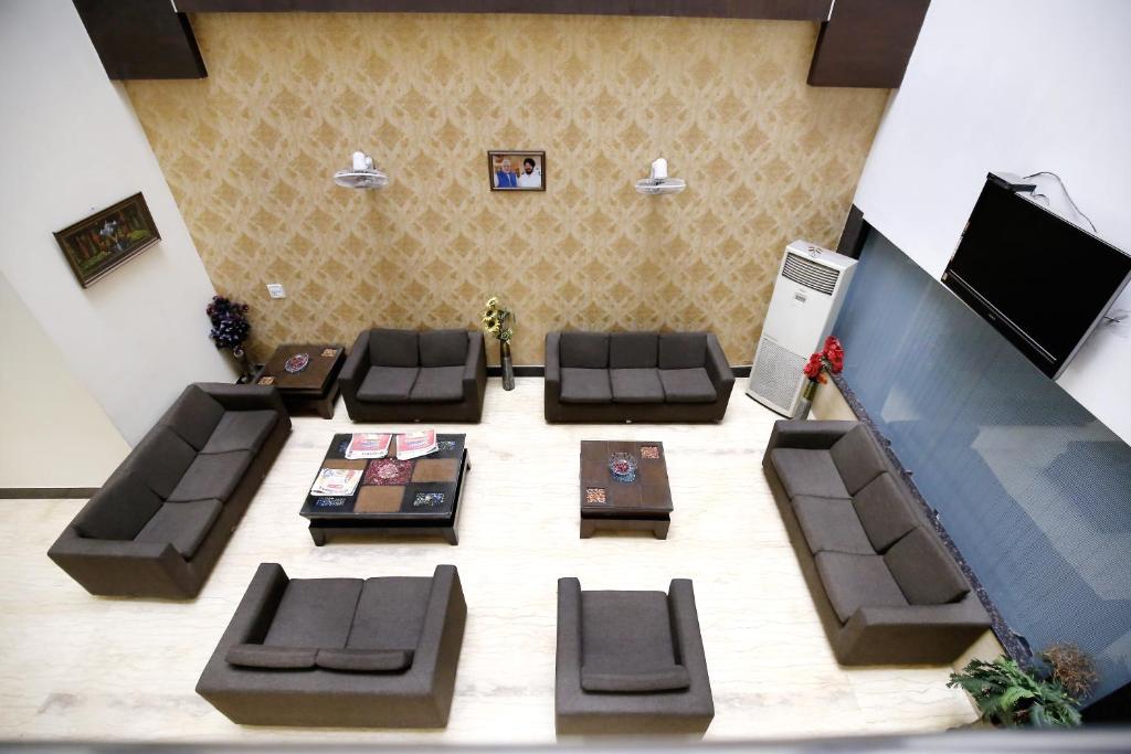 Posezení v ubytování Hotel The Paradise In - Near Karol Bagh Metro Station