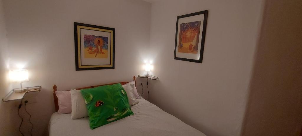Posteľ alebo postele v izbe v ubytovaní Country Sun Apartments